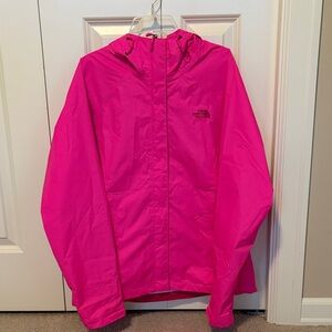 The North Face Fuchsia Hyvent 2.5 L Jacket women’s size M in brand new condition